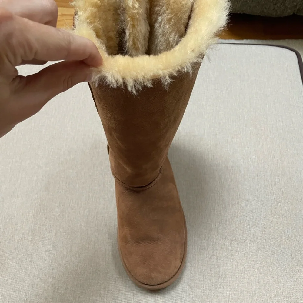 LEFT BOOT ONLY UGG Kids Big Kids Bailey Bow Tall Size 6Y Replacement 1007309Y